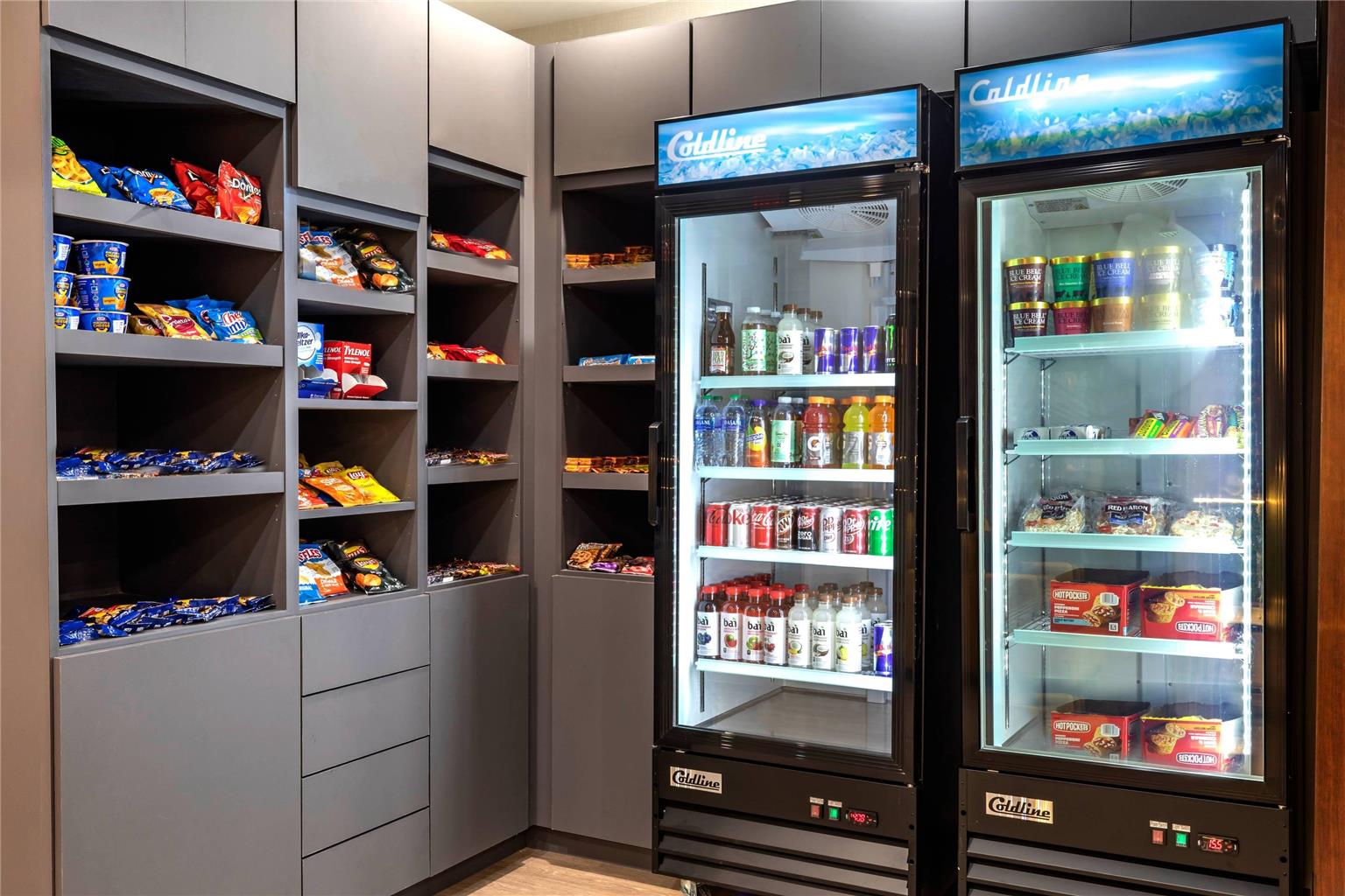 Snack and drink market at Comfort Inn Weatherford