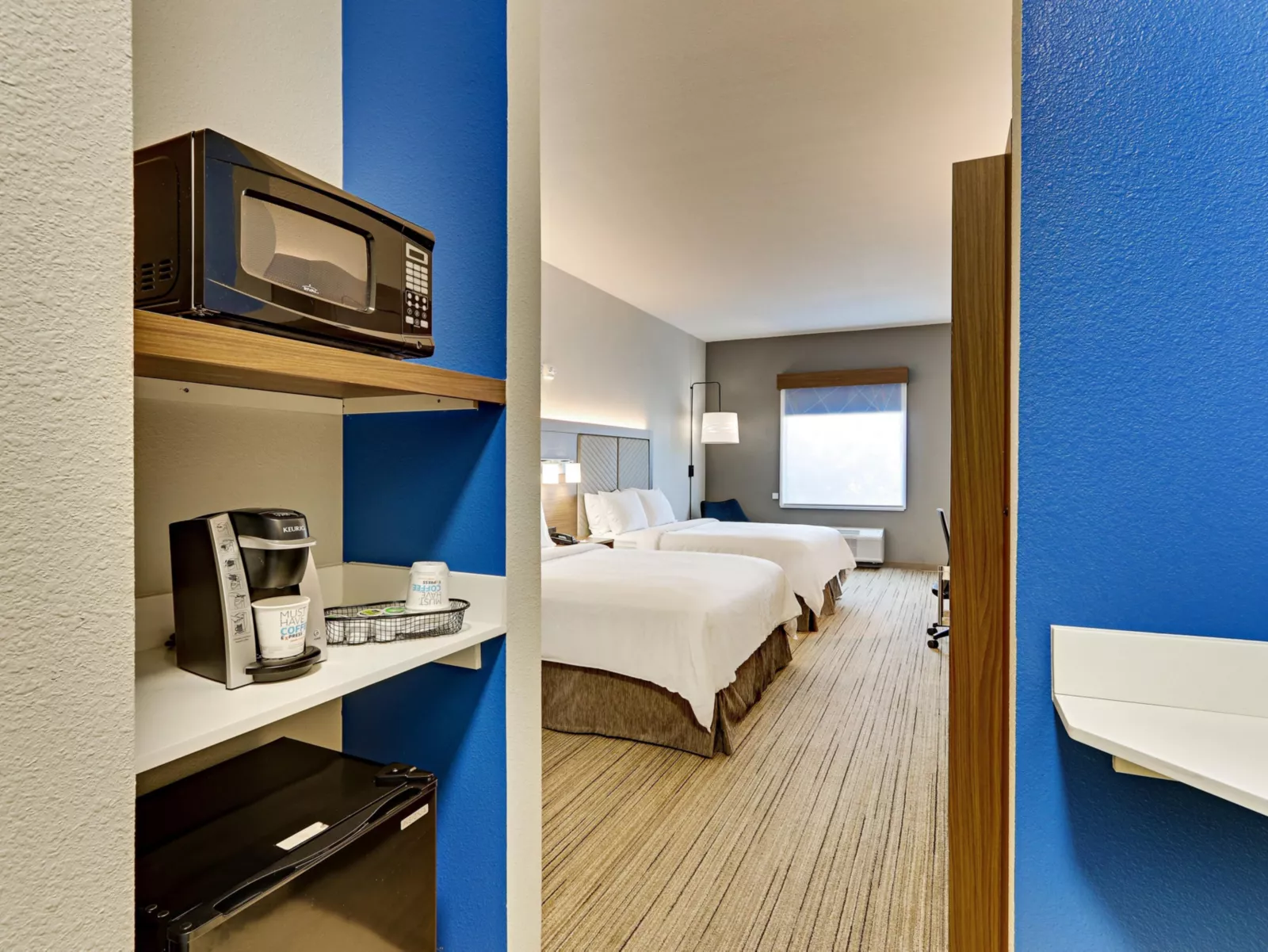 Two queen suite with wet bar at Holiday Inn Express & Suites Weatherford